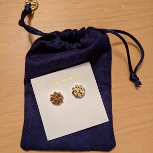 Tory Burch two-tones logo stud earrings NWOT